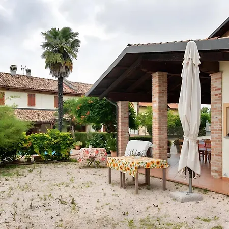 Cascina Orlandi Bed & Breakfast *
