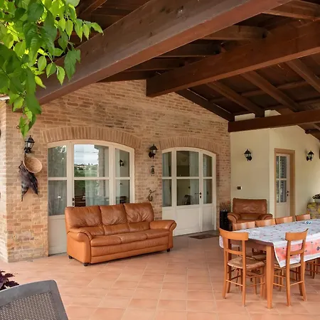 Cascina Orlandi Bed & Breakfast *