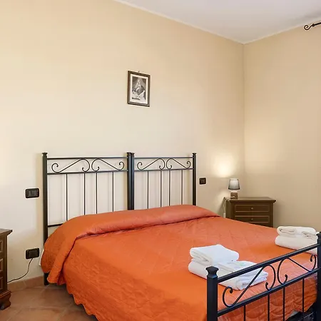 Bed & Breakfast Cascina Orlandi 3*