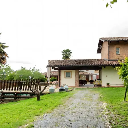 Cascina Orlandi Bed & Breakfast