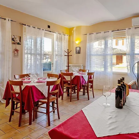 Bed & Breakfast Cascina Orlandi 3*