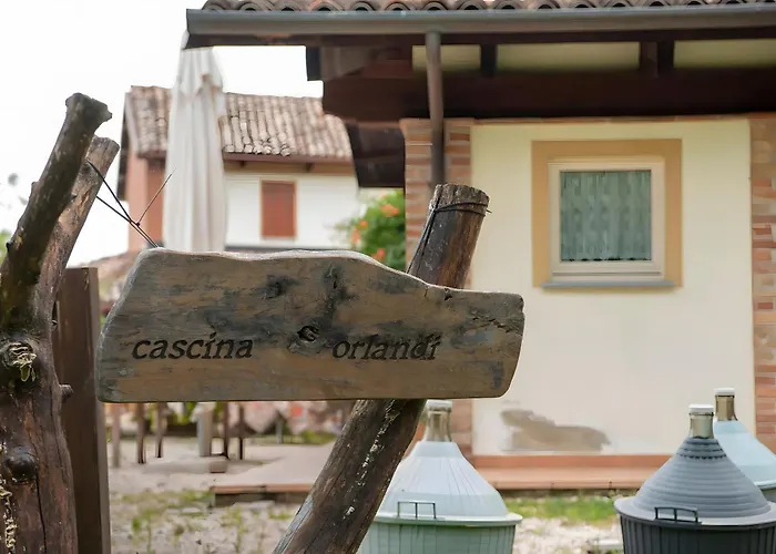 Cascina Orlandi Bed and Breakfast 3*